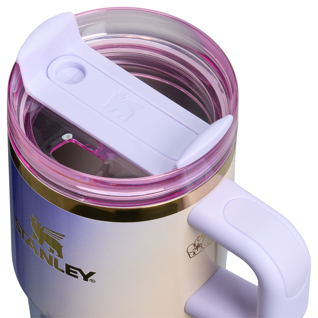 Double-Wall Vacuum The Wicked for Good Quencher H2.0 Flowstate Tumbler D247R - Premium Stainless Steel Straw Cup for All-Day Hydration Detail