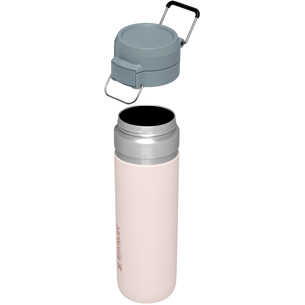 Double-Wall Vacuum The Quencher H2.0 Flowstate Tumbler D030T - Double-Wall Vacuum Insulated Travel Tumbler with Straw Detail